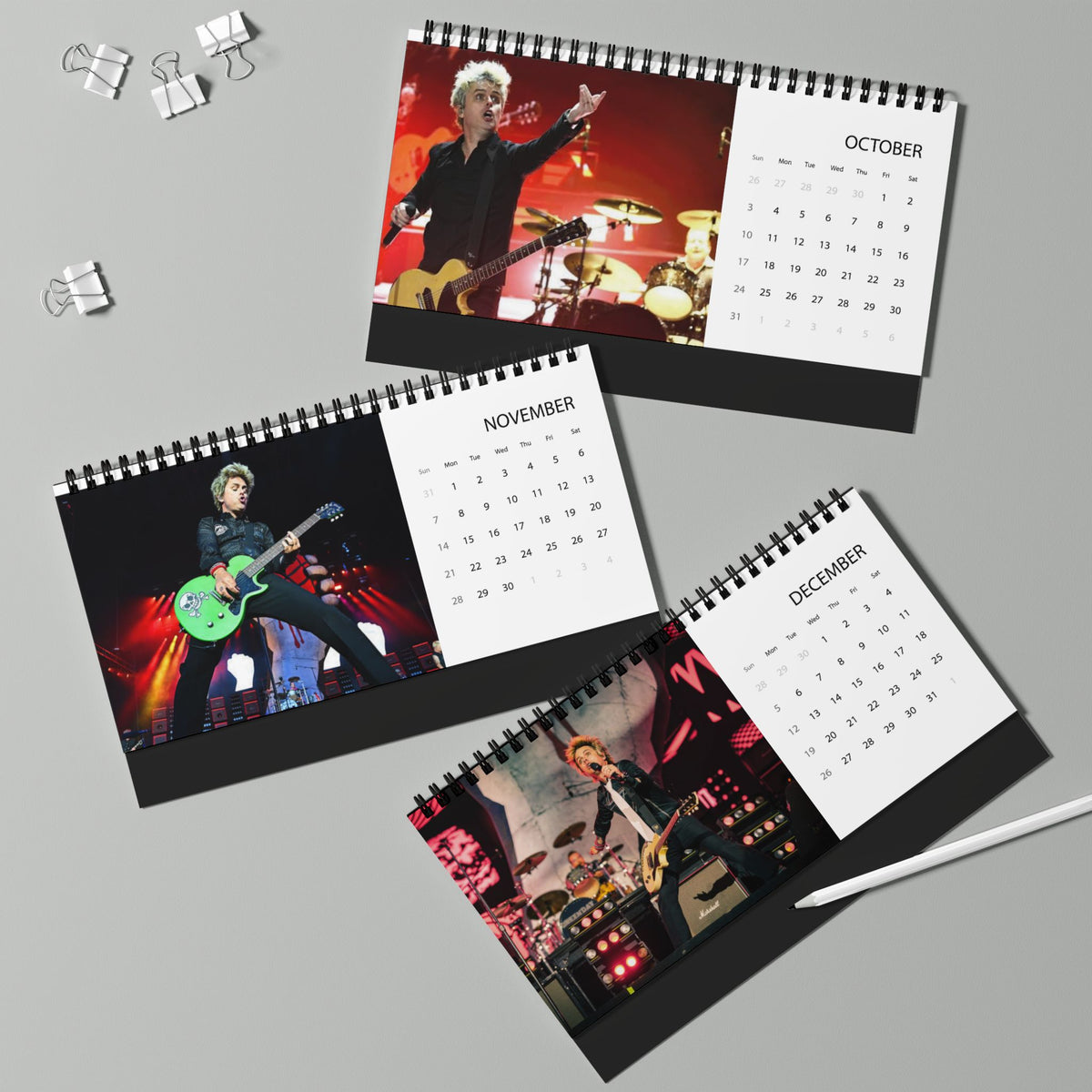 Green Day Desktop Calendar (2027 grid)