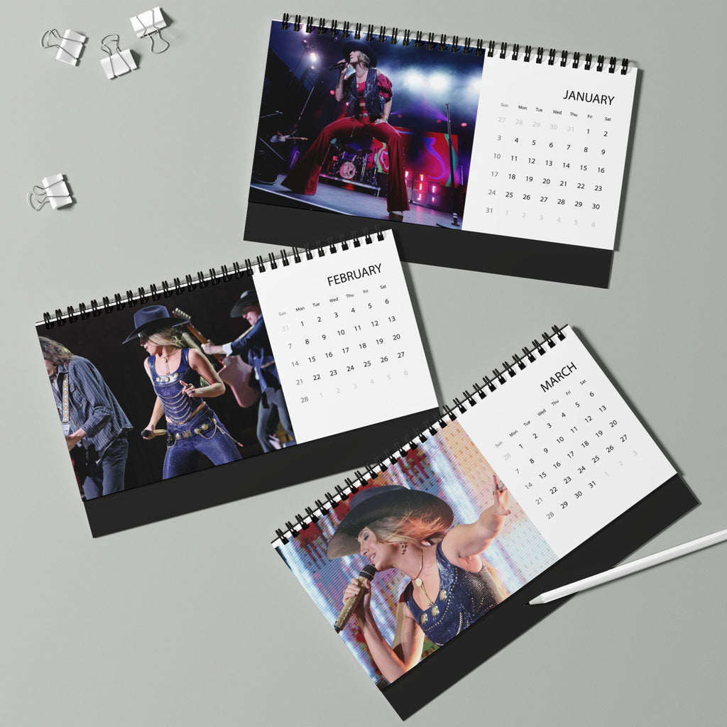 Lainey Wilson Desktop Calendar 2027