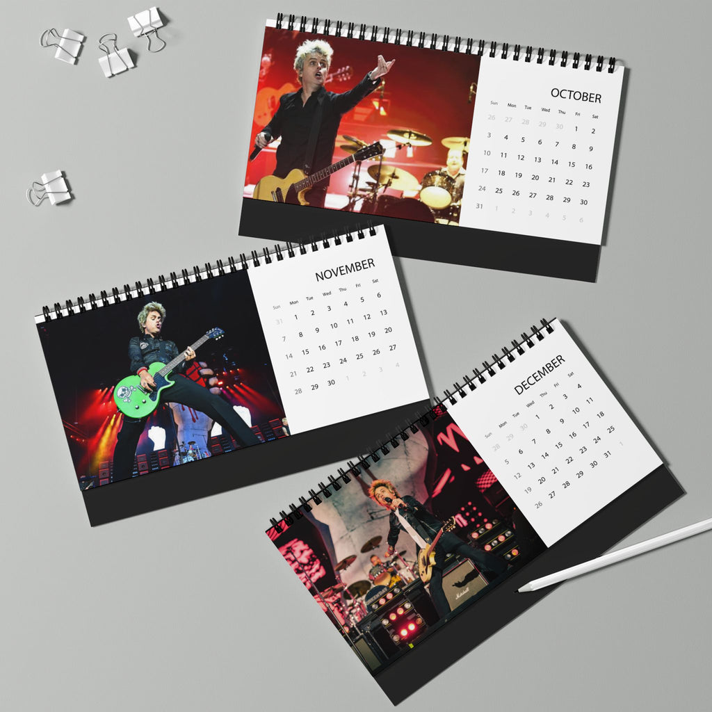 Green Day Desktop Calendar (2027 grid)