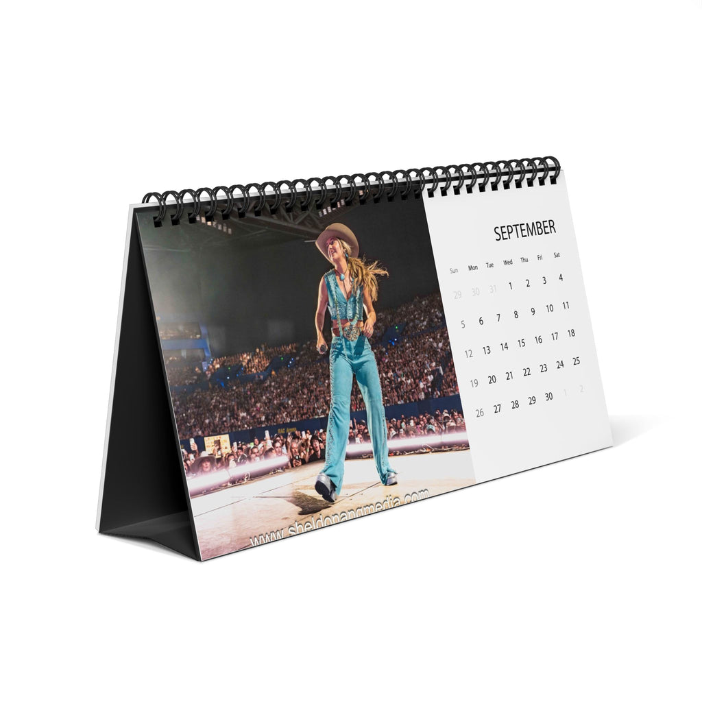 Lainey Wilson Desktop Calendar 2027
